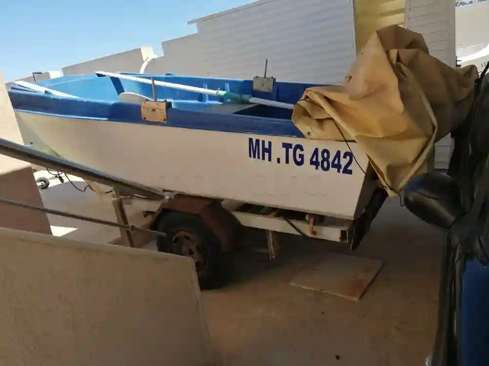 Bateau à Vendre Avec Moteur - Bonne Affaire - Vue 2