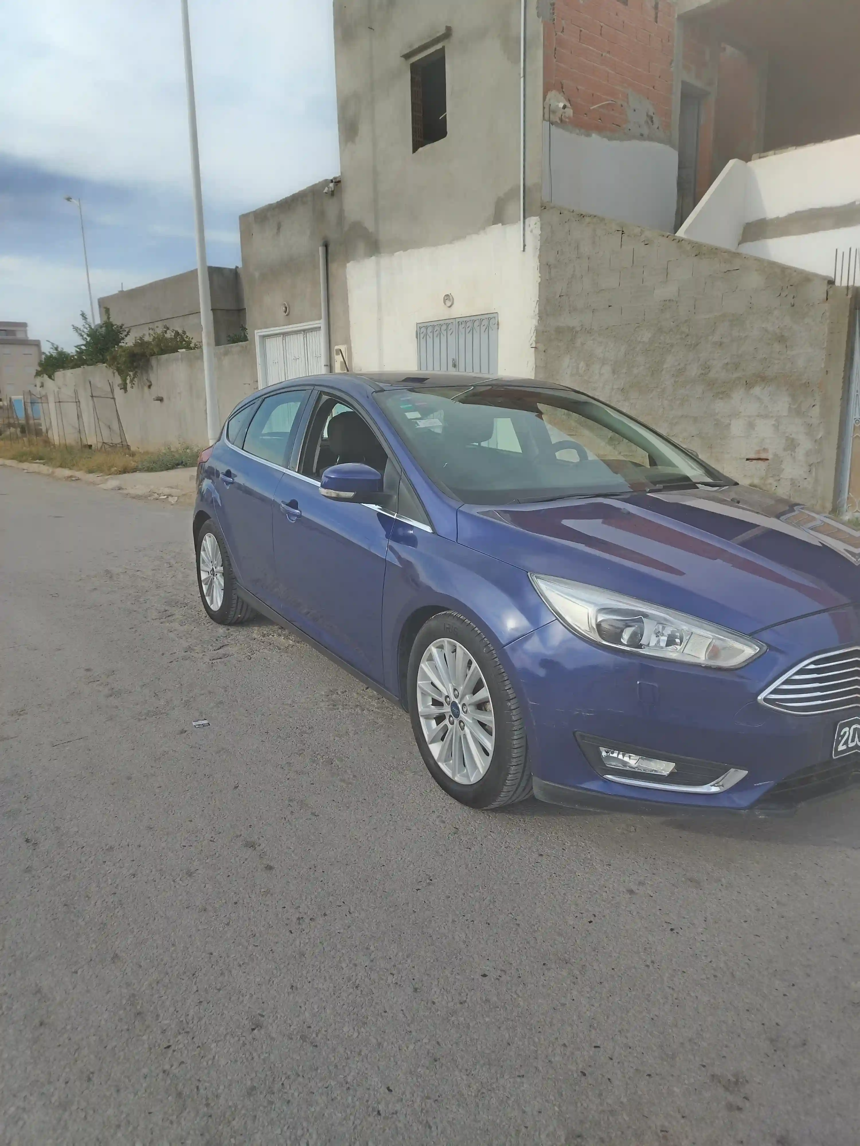 Ford Focus - Vue 2