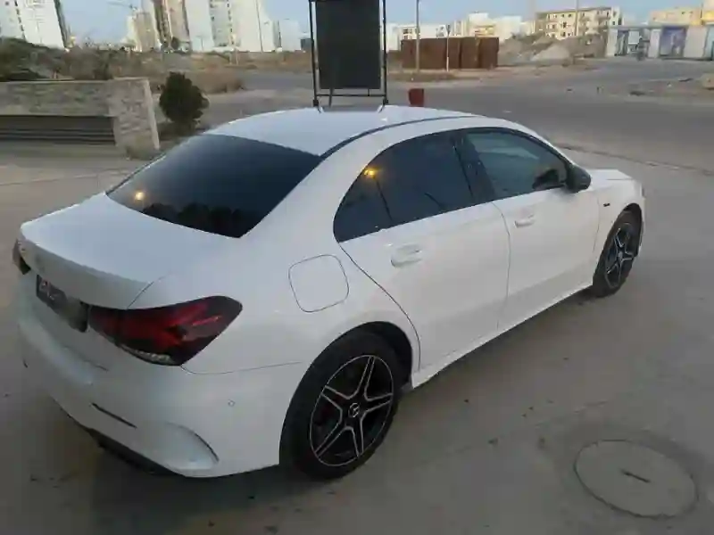 Mercedes Classe A Hybride 2020 - Vue 4