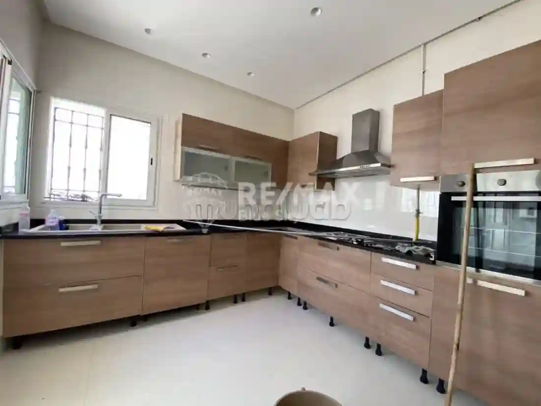 Appartement Avec Terrasse à Louer La Marsa - Vue 2