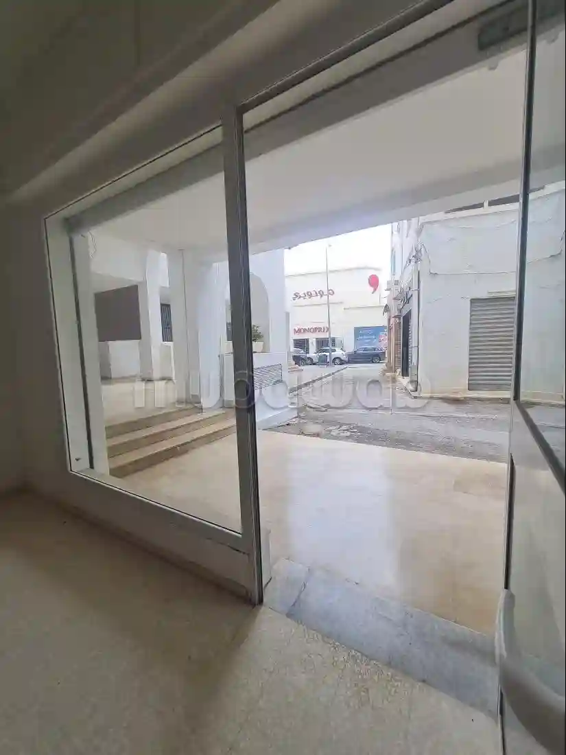 Local Commercial au Cœur de la Marsa Plage - Vue 3