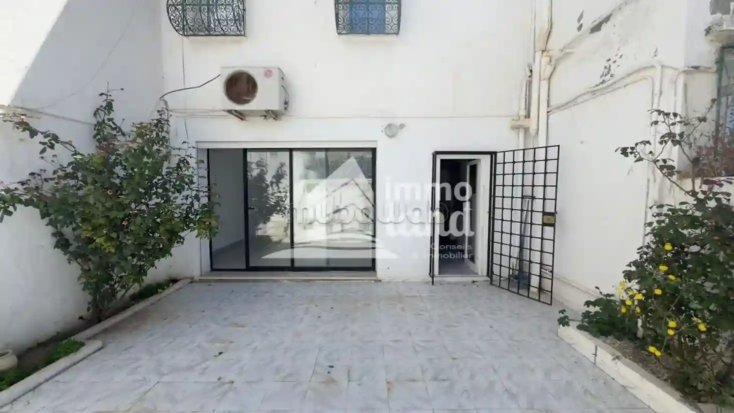 Triplex s3 de 180m2 a les UV4 Menzah 6 - Vue 1