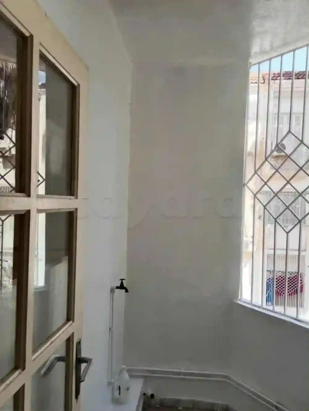 un Appartements s+2 Vide au 1er Étage a Louer Situé a Borj Louzir - Vue 4