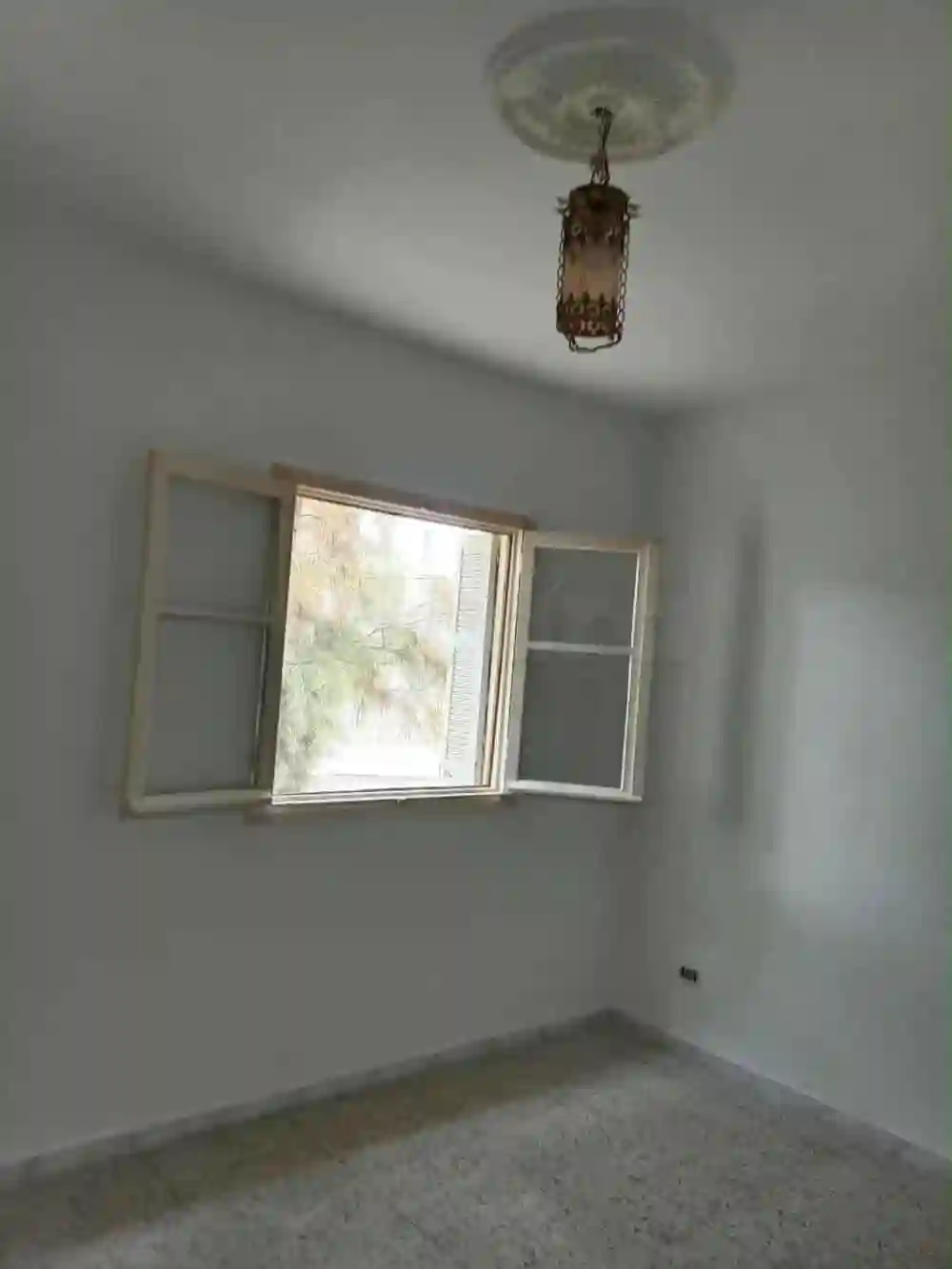 un Appartements s+2 Vide au 1er Étage a Louer Situé a Borj Louzir - Vue 8