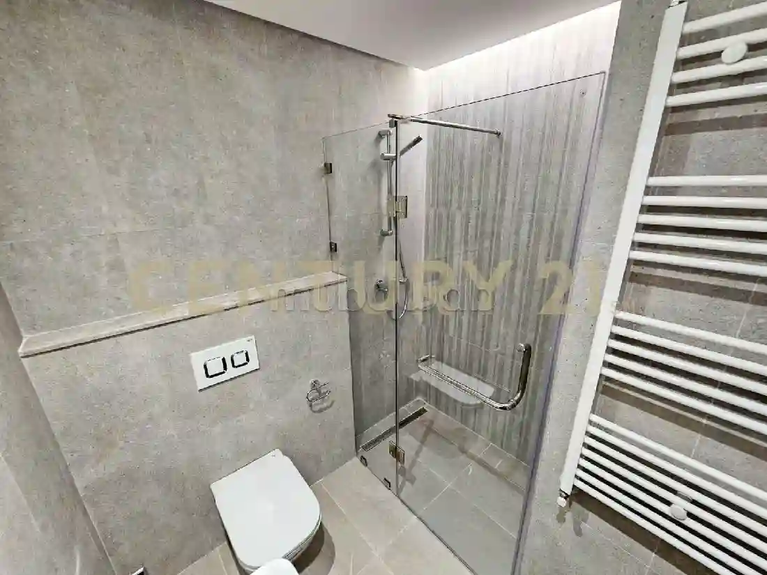 A Vendre un s2 Avec Jardin à Chotrana 3 - Vue 1