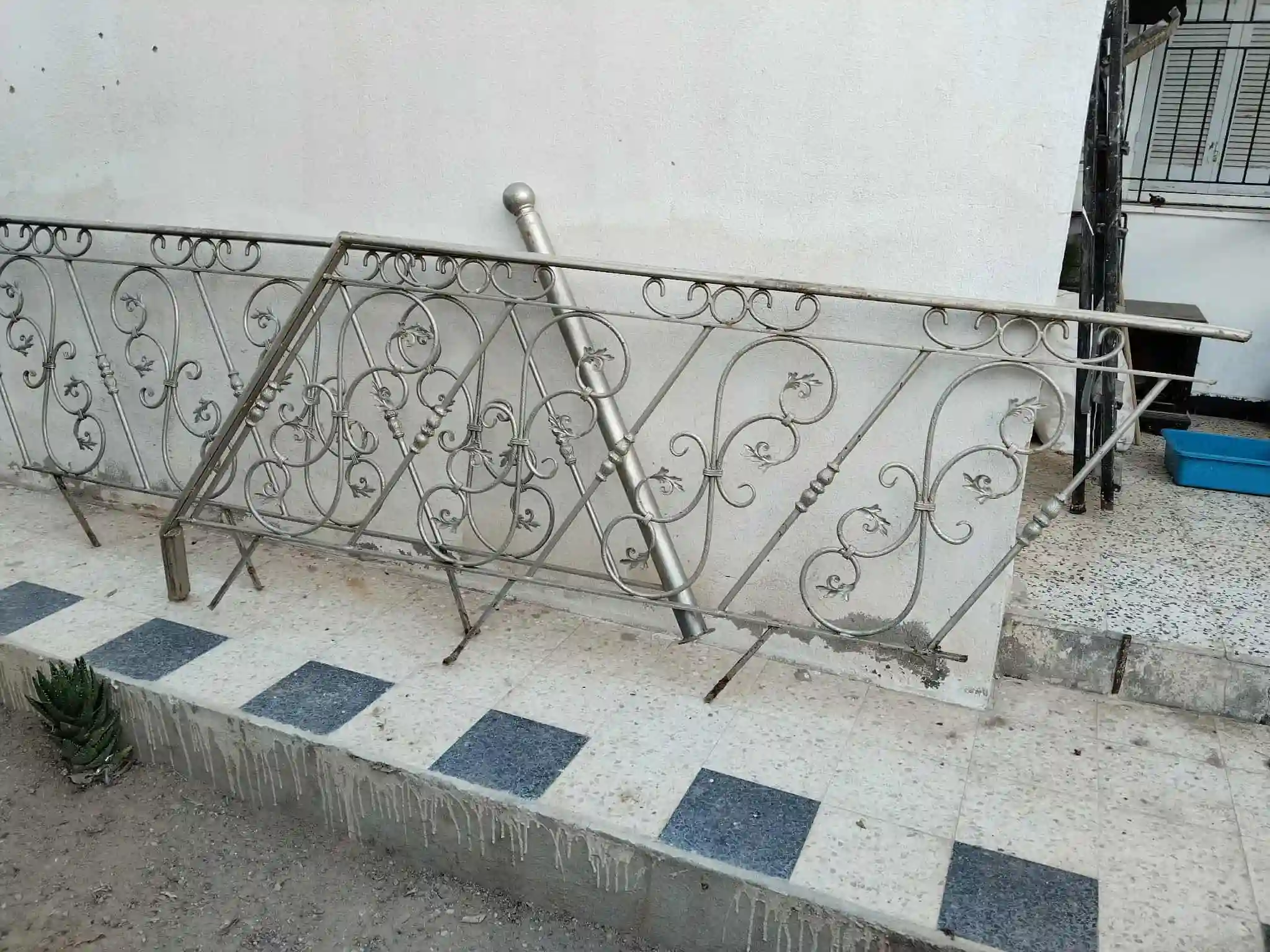 Rampe Escalier fer Forgé Interieur à Sfax Sud - Vue 1