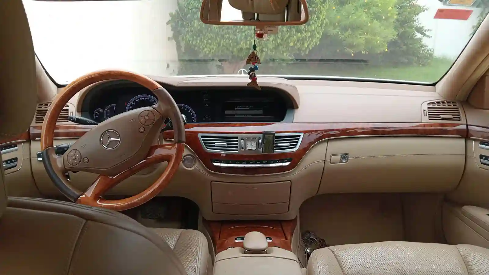 Mercedes Classe S - Vue 4