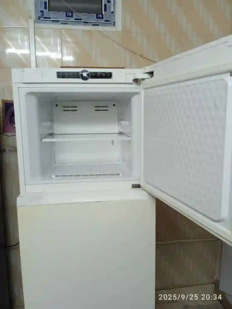 Réfrigérateur Brand - Vue 3