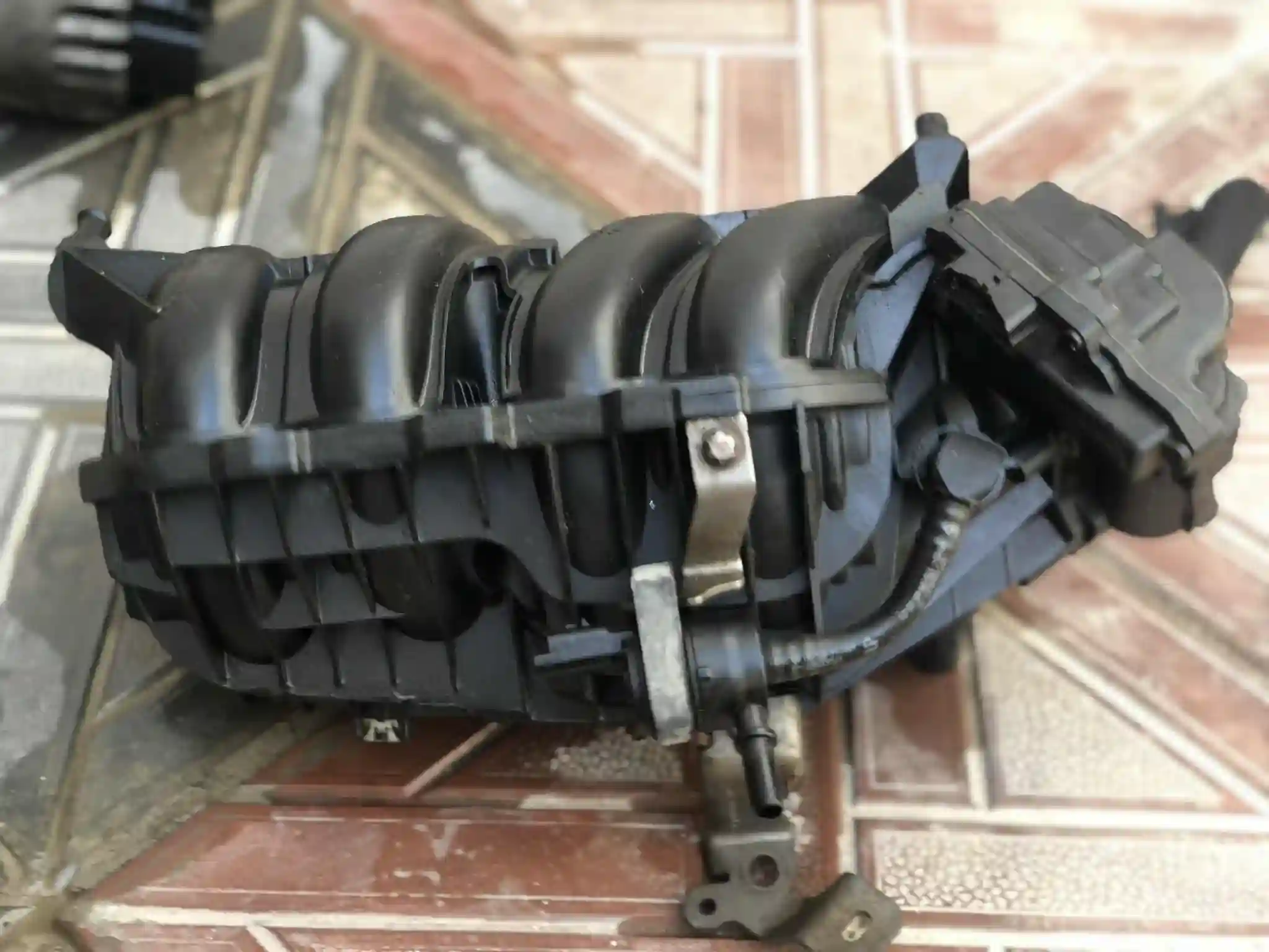 Piece Moteur Peugeot 16 vti - Vue 2