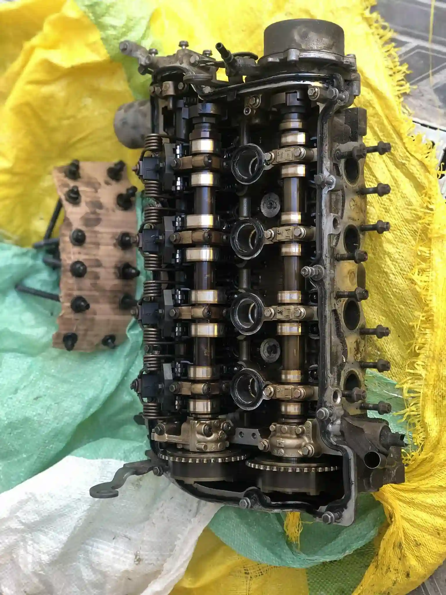 Piece Moteur Peugeot 16 vti - Vue 6