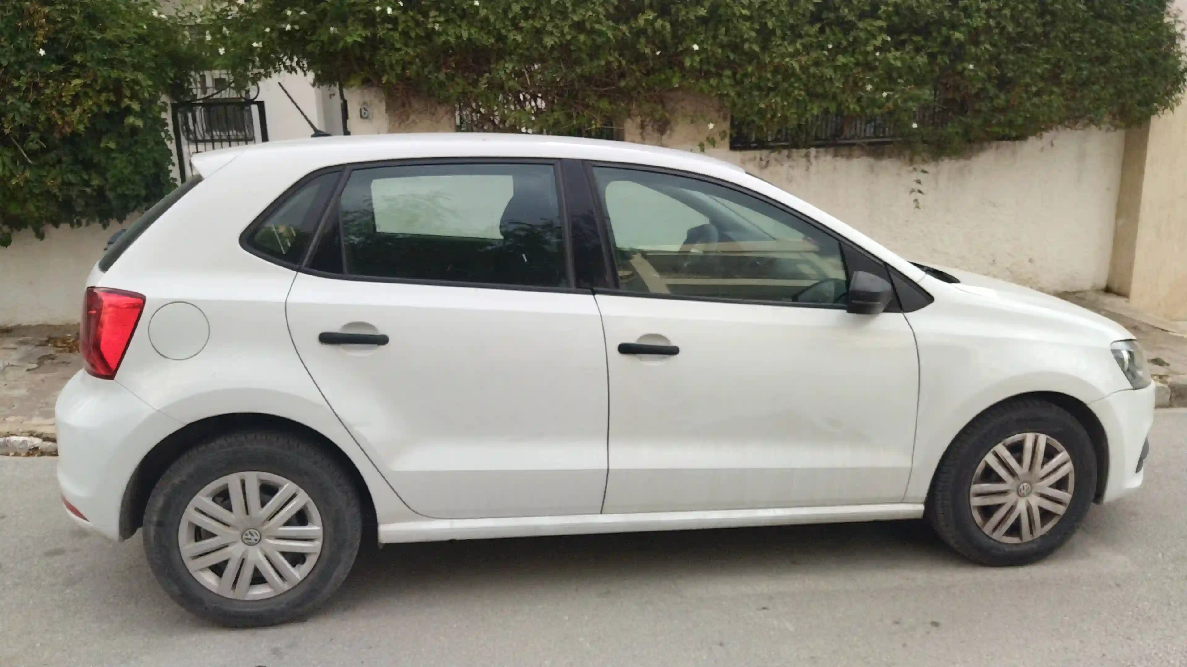 Polo 7 déc 2016 92000 km à Ariana
