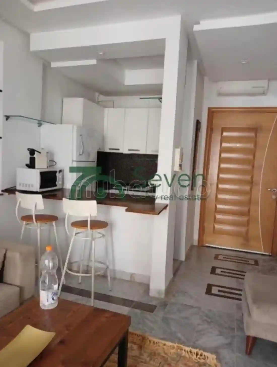 Un Appartement s1 Meublé - Vue 2