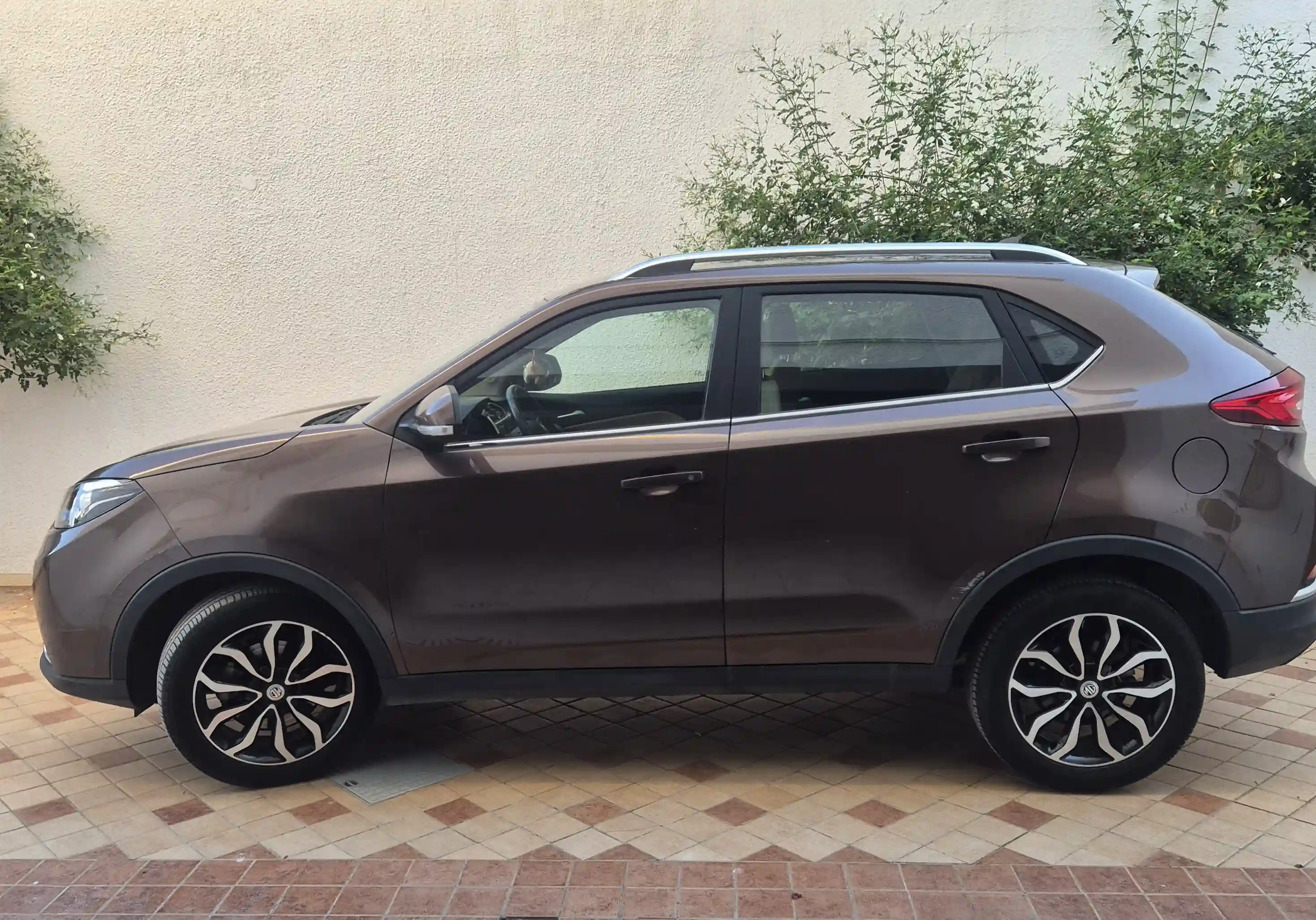 Mg Gs - Vue 1