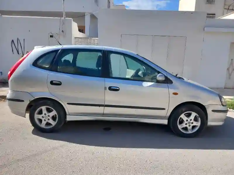 Nissan Almera Diesel 2001 - Vue 2