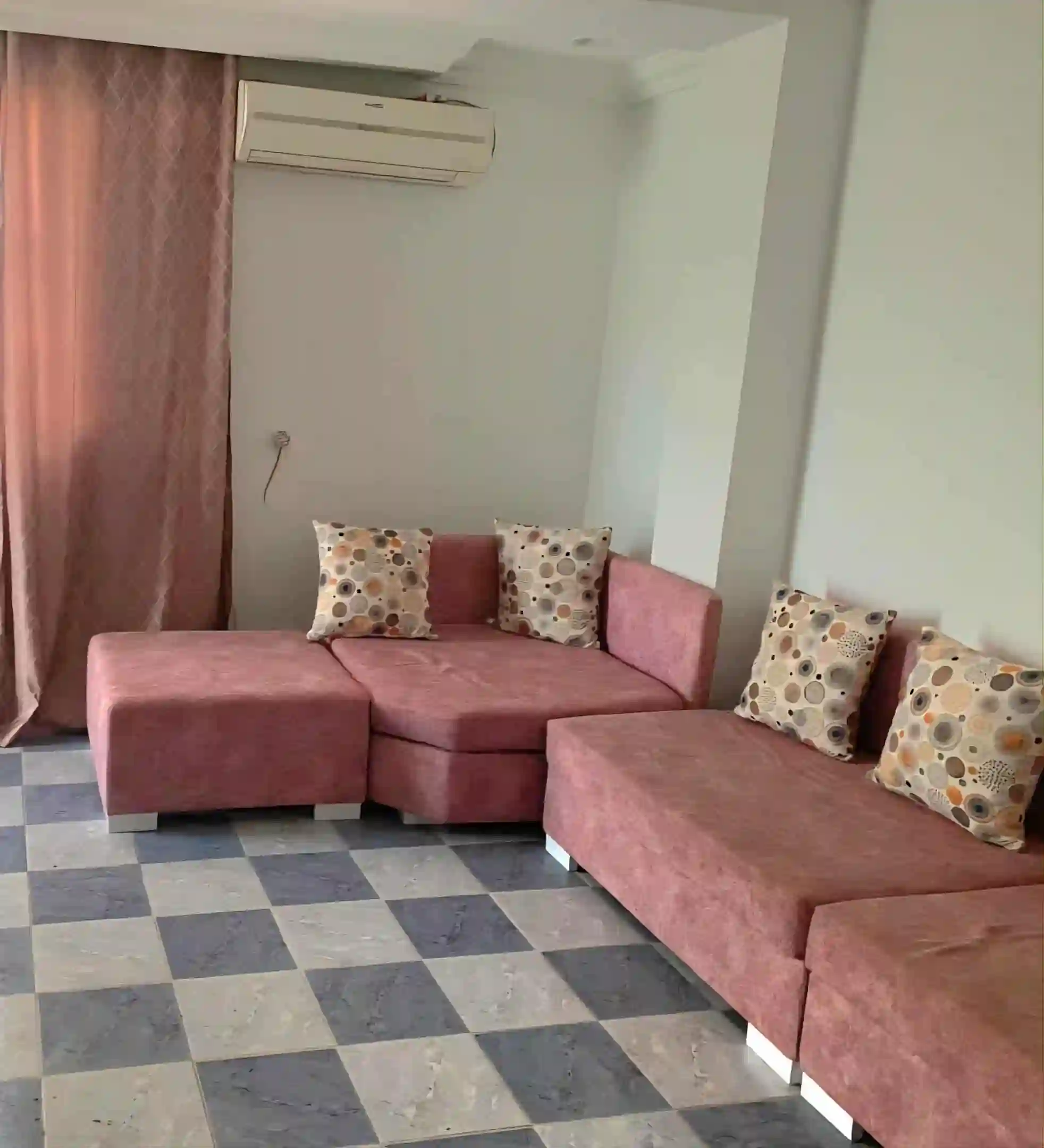 Salon Rose à Ezzahra