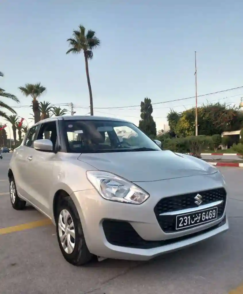 Suzuki Suift Premiere Main - Vue 2