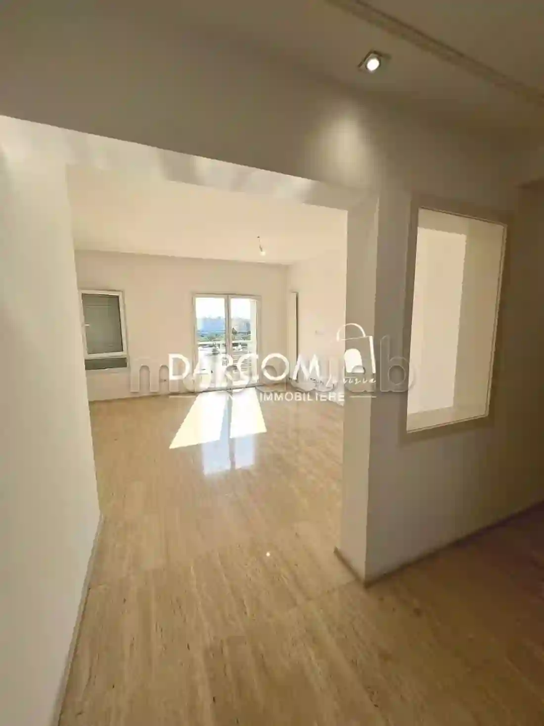Joli s2 de 144 m² au Lac II