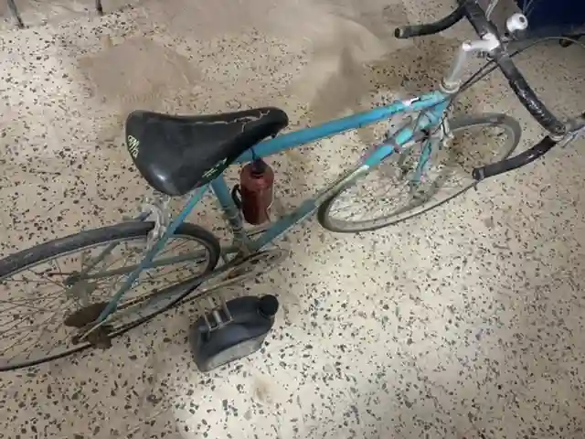 Bicyclette de Course à Korba - Vue 1