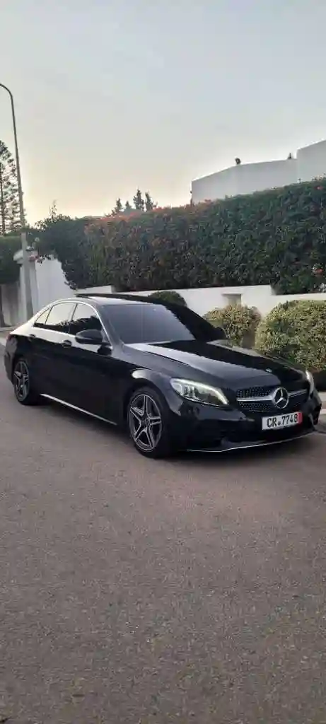 Classe c 200 Essence AMG + - Vue 4