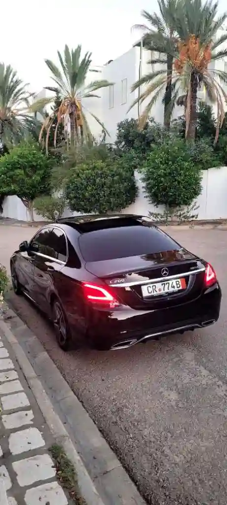 Classe c 200 Essence AMG + - Vue 5