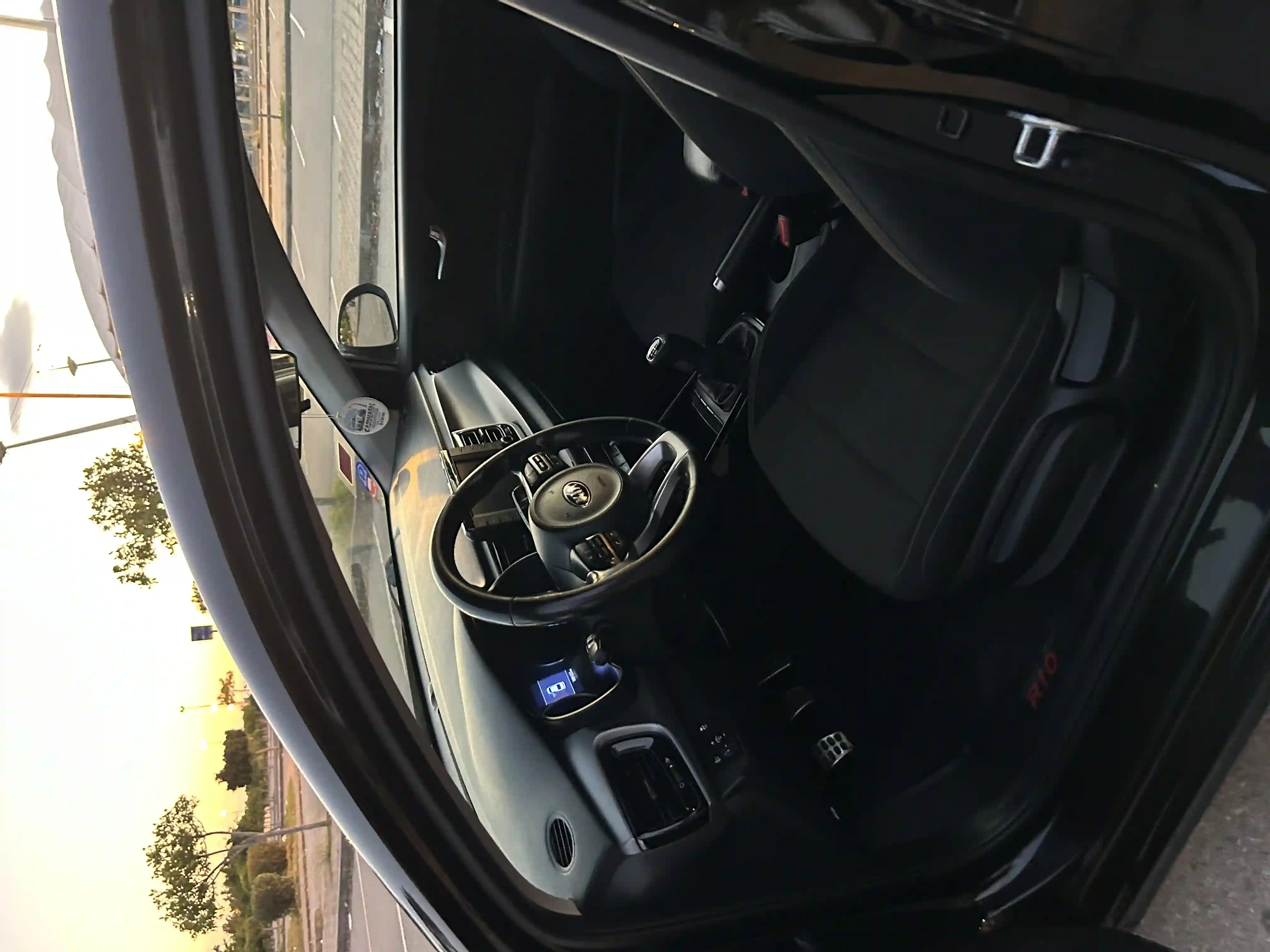 Kia rio sx Prestige à Rades