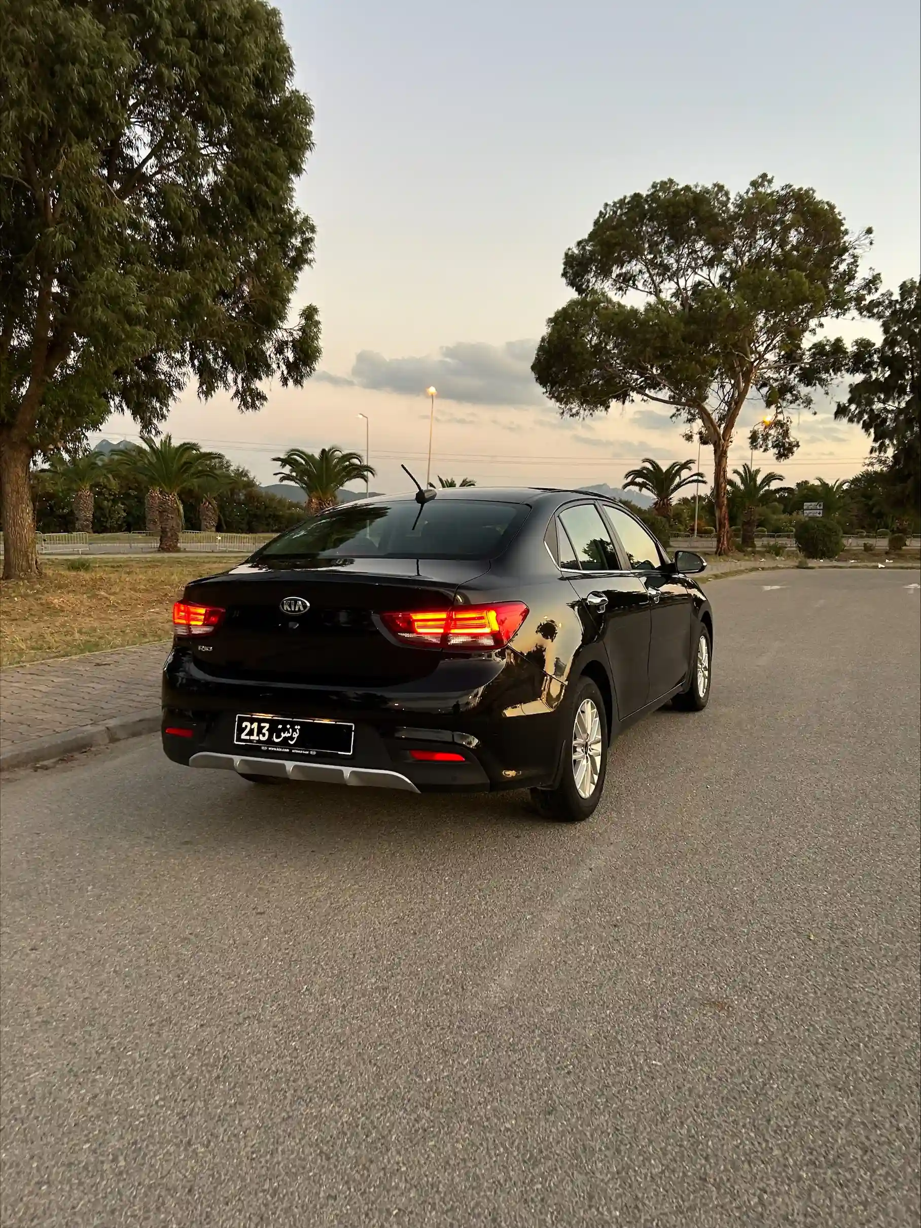 Kia rio sx Prestige à Rades - Vue 2