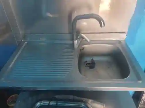 Lavabo et son Robinet à Mannouba - Vue 1