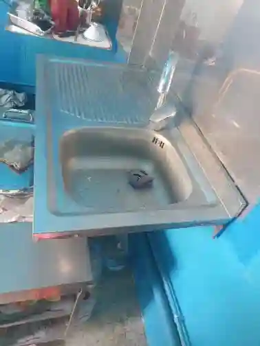 Lavabo et son Robinet à Mannouba - Vue 2