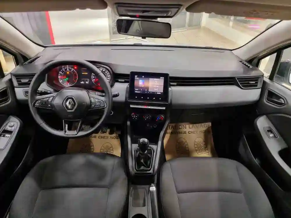 Renault Clio 5 🇨🇵 - Vue 3