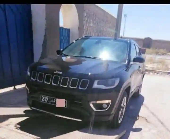 Jeep Compass - Vue 3