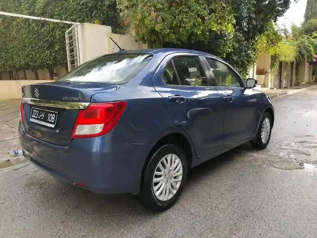 Suzuki Dzire - Vue 3