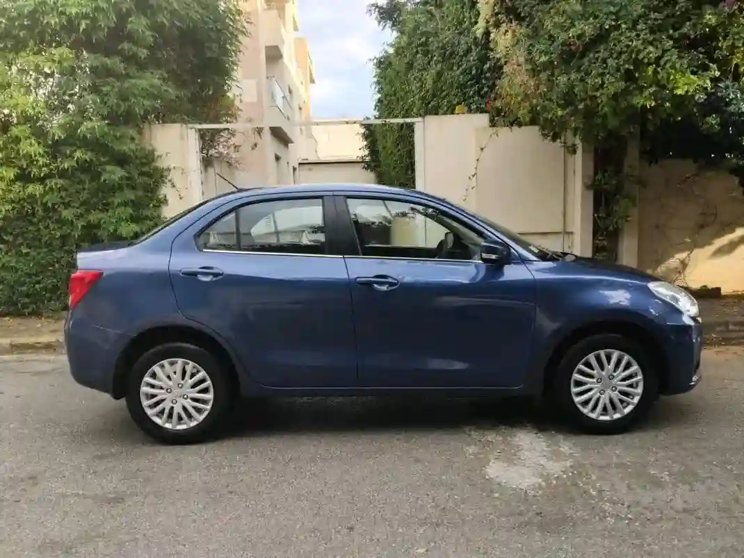 Suzuki Dzire - Vue 4