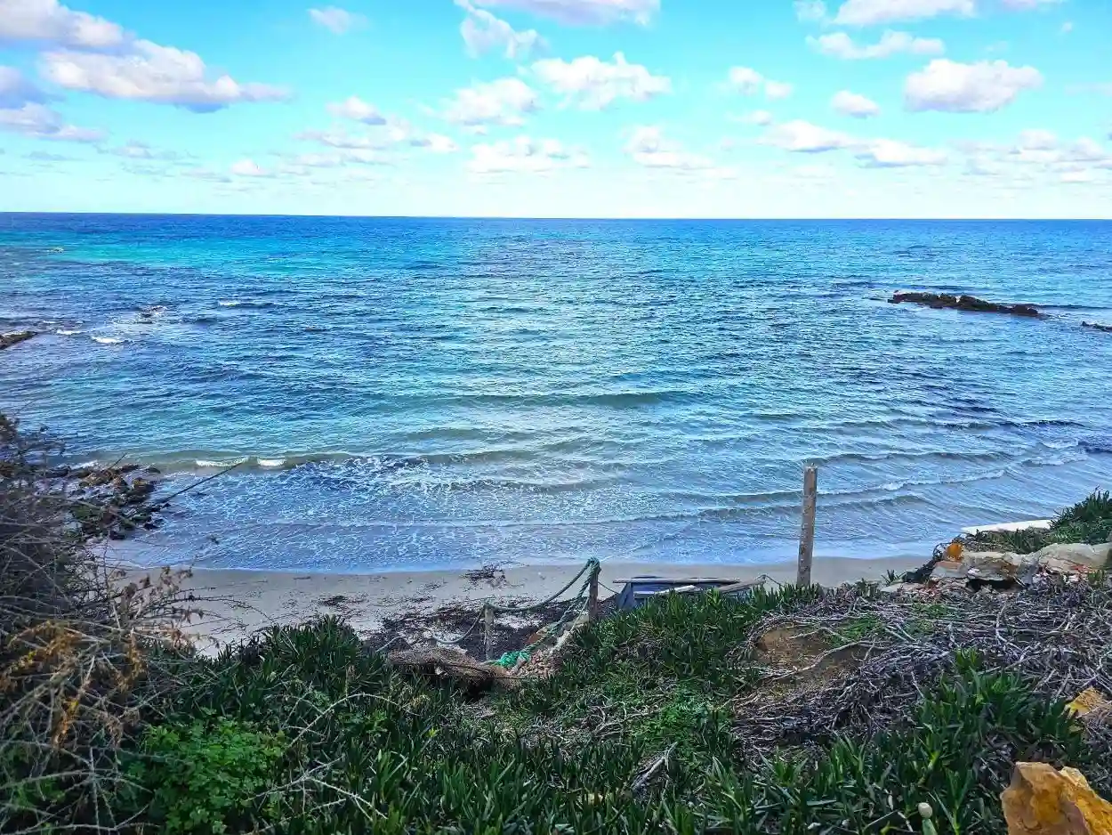 Terrain Front mer 2200 m2 Rafraf Plage ain Mestir à Rafraf Plage - Vue 4