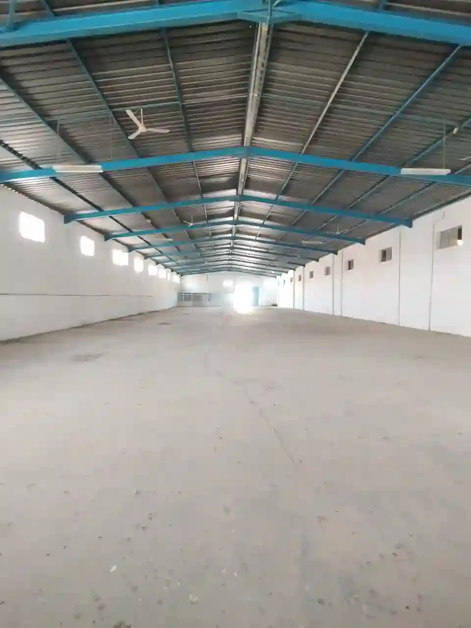 Depot Essijoumi à Cite Helal