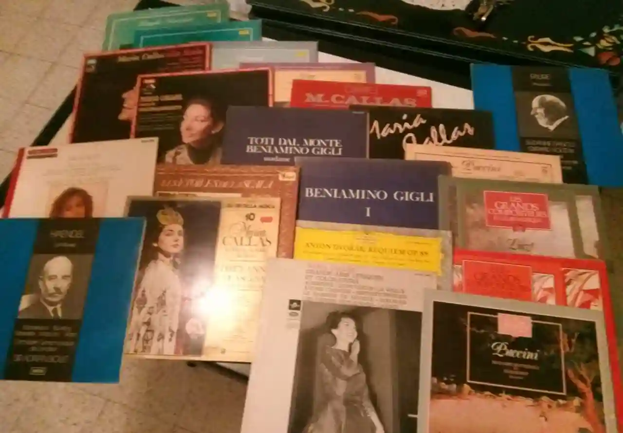 Disque Vinyle 33 Tours à La Soukra - Vue 1