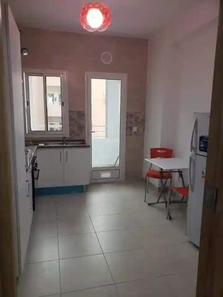 Joli Appartement s2 à El Aouina - Vue 2