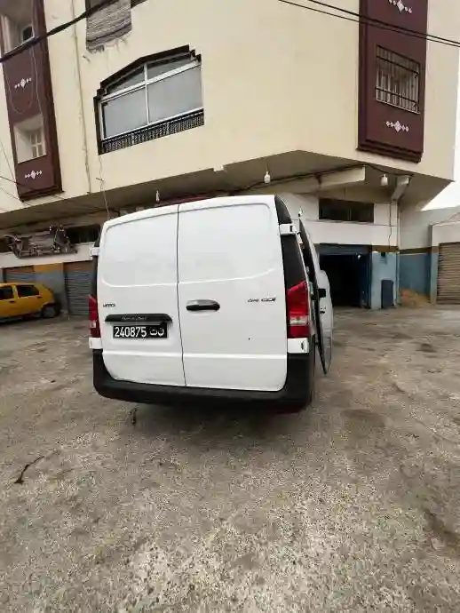 Mercedes Vito 114 - Vue 4