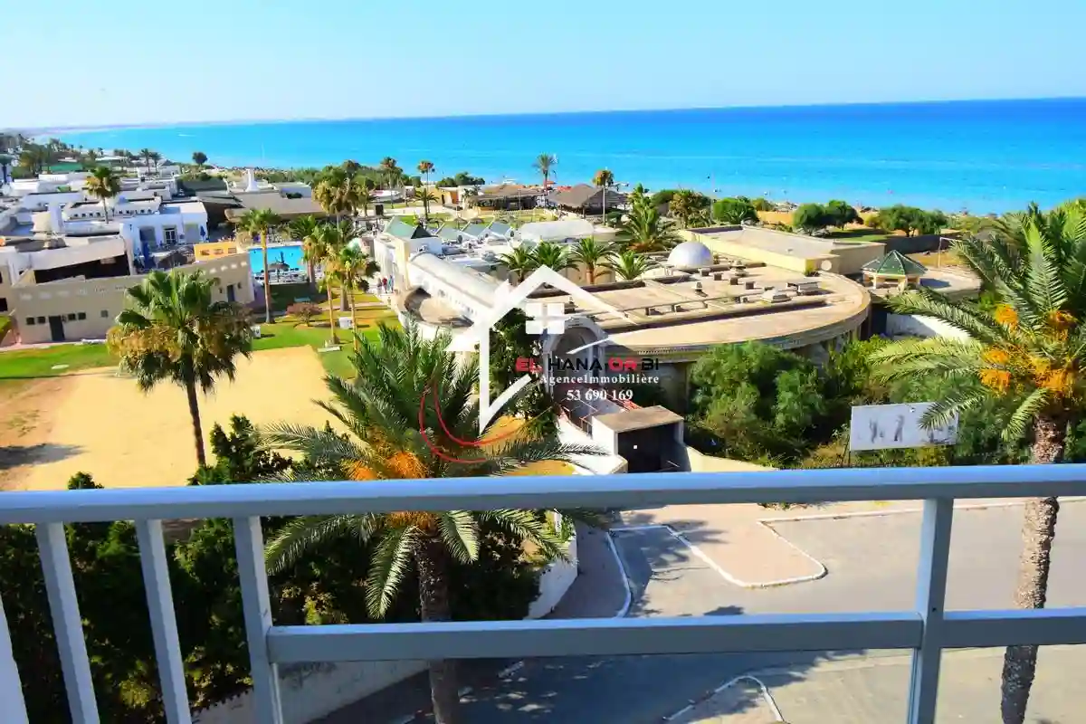 Appartement s+1 de Charme Proche de la Plage - Vue 8