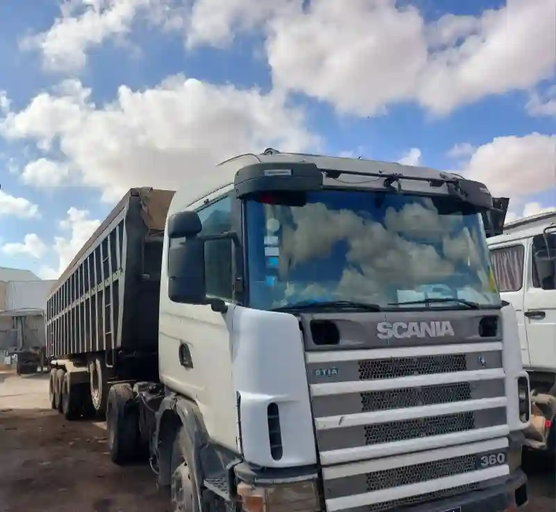 Camion Scania - Vue 1