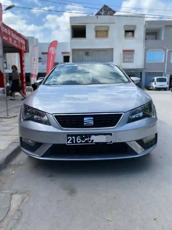 Seat Leon Essence 2020 - Vue 3