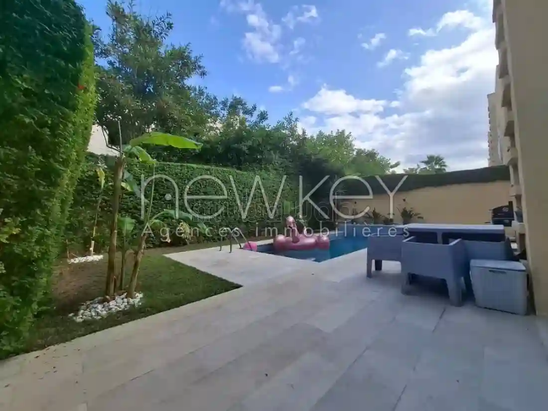 Une Belle Villa S3 Avec Piscine à La Soukra - Vue 3