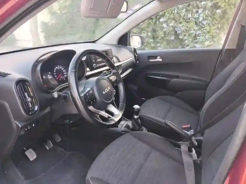 KIA Picanto GT Line Première Main - Vue 3