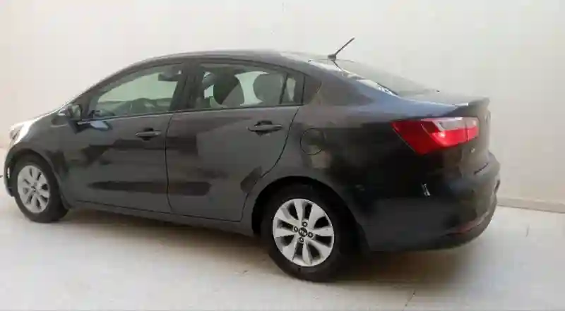 Kia RIO Essence 2018 - Vue 1