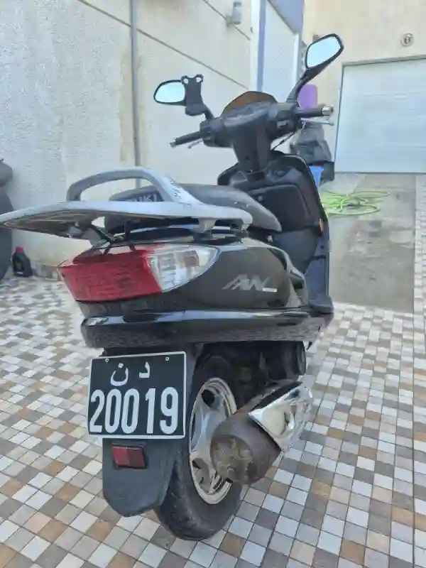 Suzuki an 125cc - Vue 5