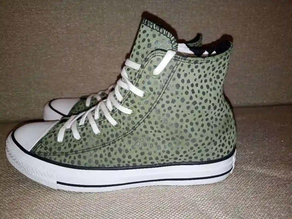 Converse Pointure 39 - Vue 3