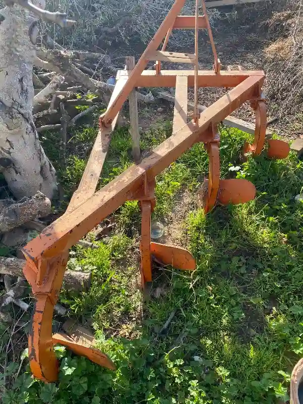 جرار جدع 240 - Vue 2