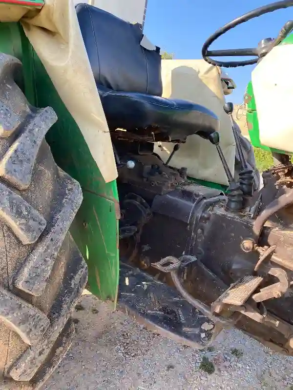 جرار جدع 240 - Vue 6