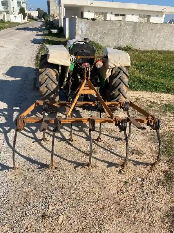 جرار جدع 240 - Vue 7