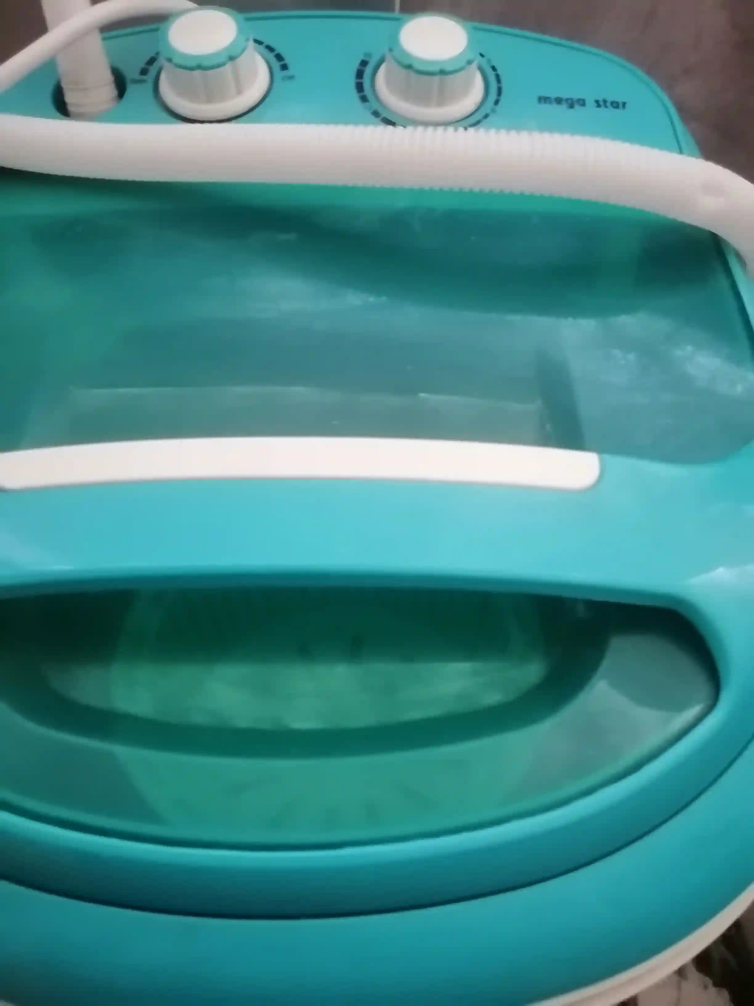 Lave Linge Semi Automatique en Petite Dimension à Le Bardo - Vue 1