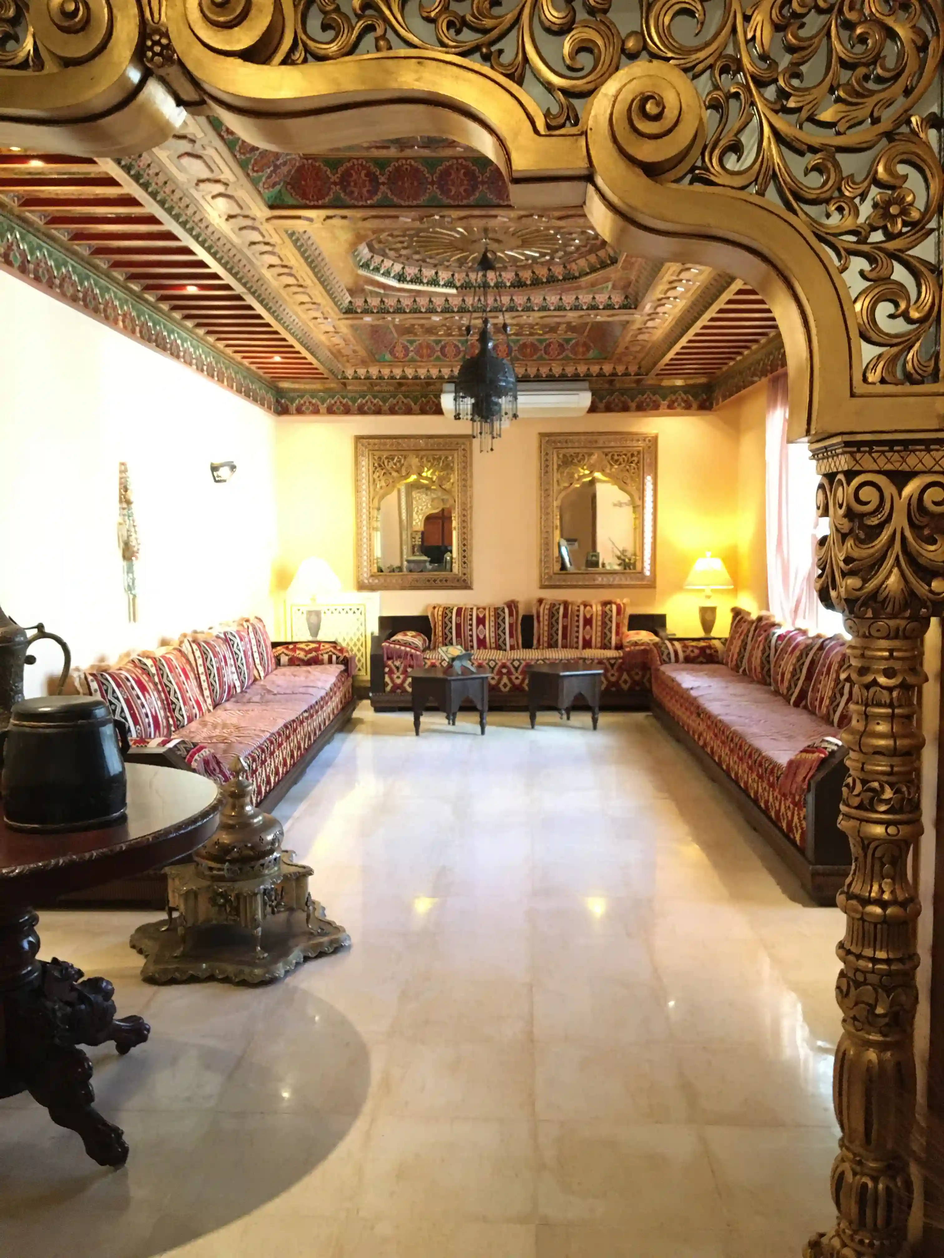 Villa 3 Niveaux à El Menzah 9 - Vue 4